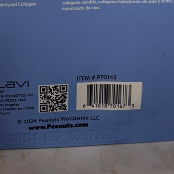 Peanuts X Cèlave Face Mask Set - You get 5! All brand new. Expire in 2028 - Picture 7 of 10